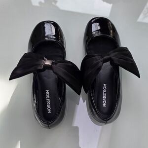 Nordstrom Black Women's Shoes with Bow